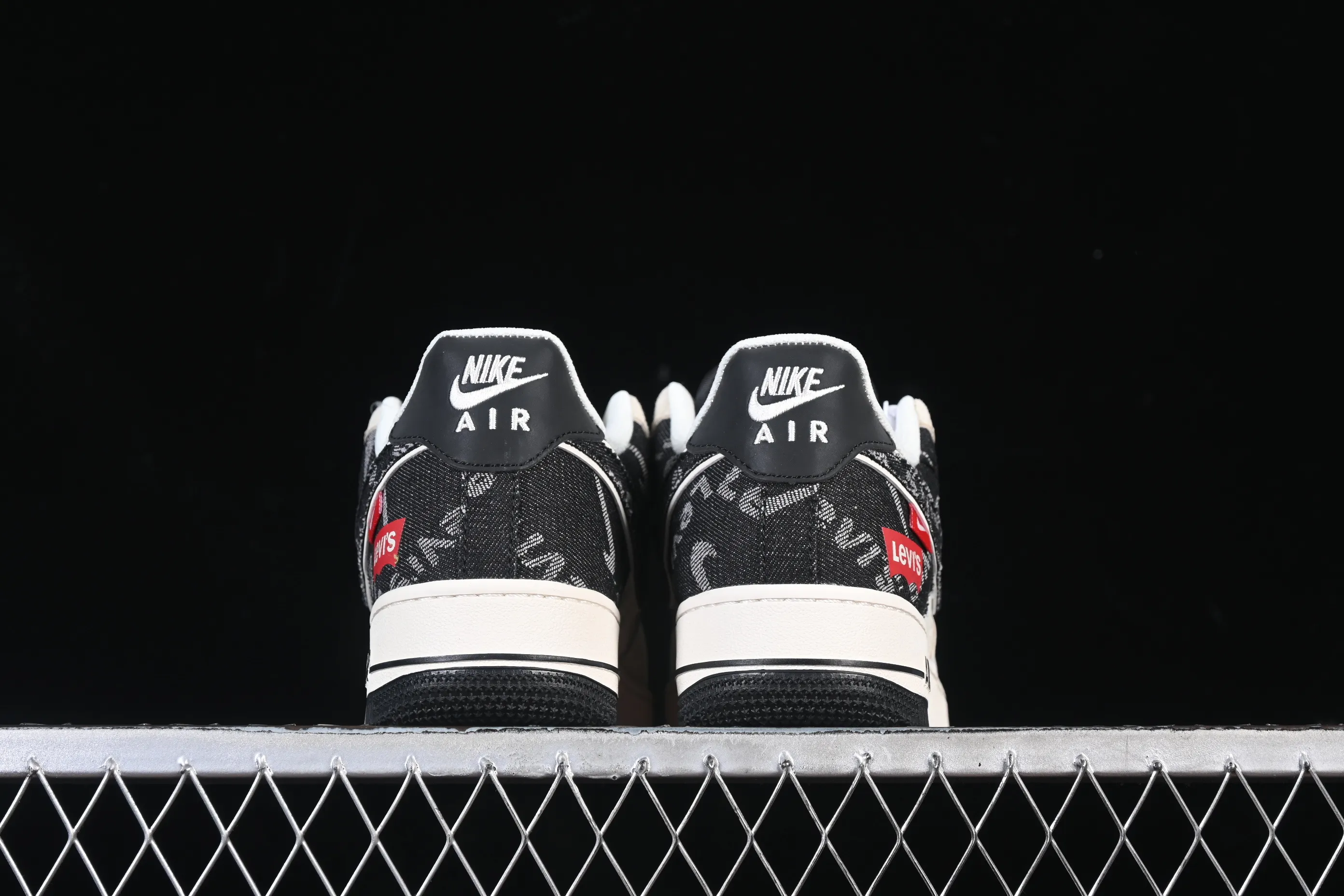 All categories Nk Air Force 1 Air Force series Nk Air Force 1 Low Air Force low-top Nike Air Force 1'07 Low Levi's joint beige black woven label Air Force 1 low-top casual sneakers MZ9588-800